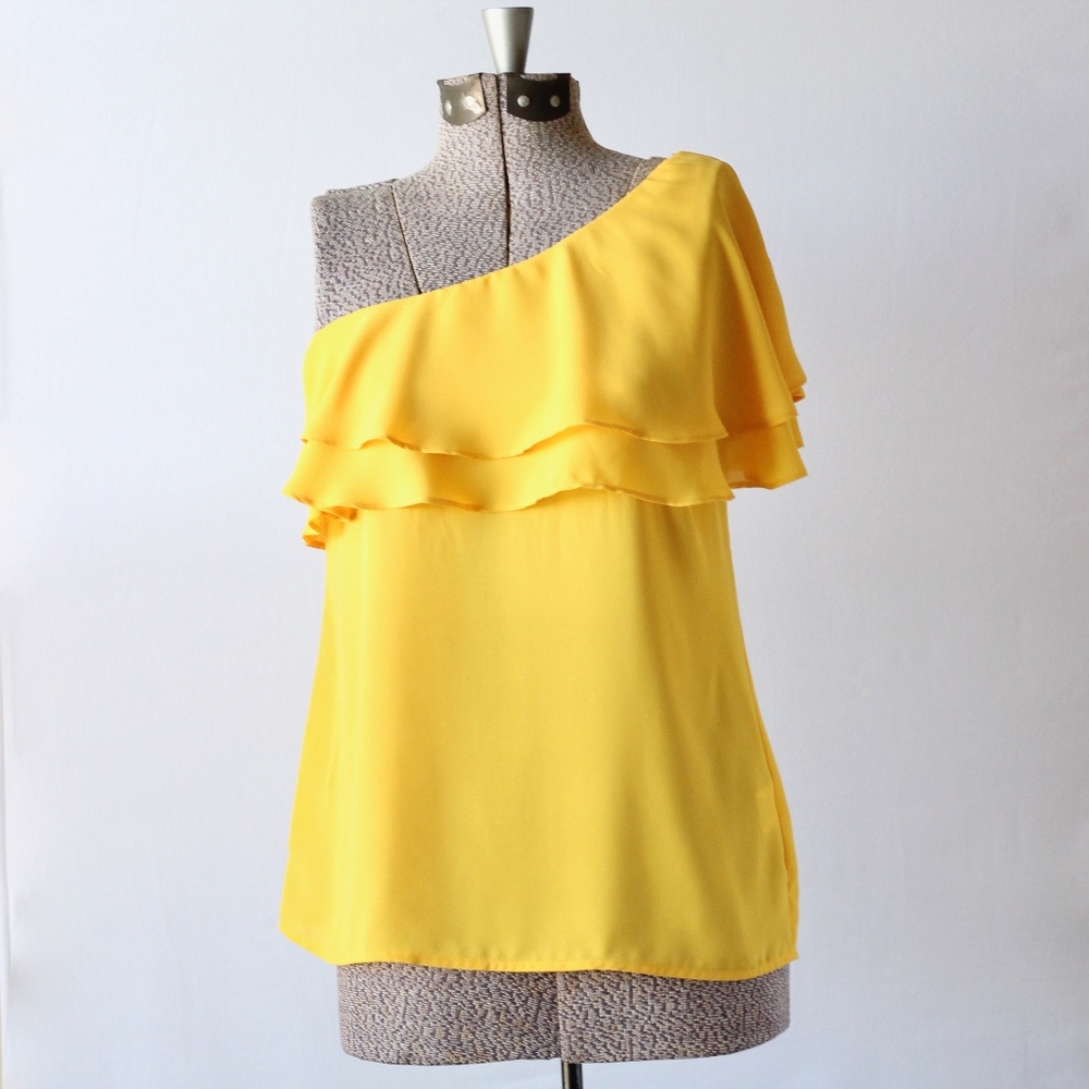 One Shoulder Top